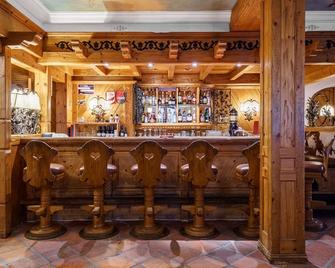 阿尔彭皇家酒店 - 采尔马特 - 酒吧
