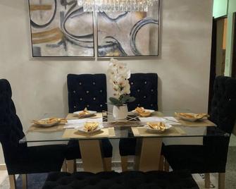 Apartamento Rodriguez - 莫卡 - 餐厅