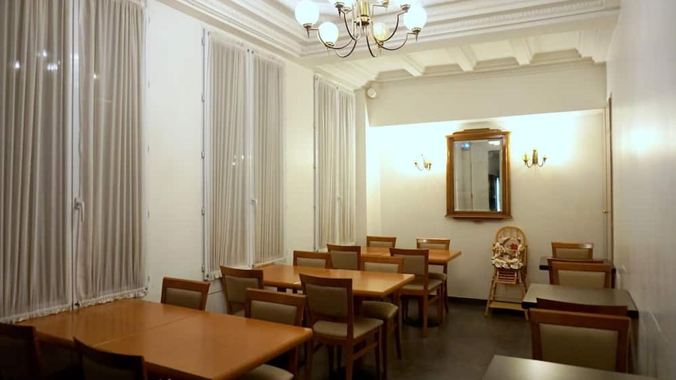 里耶奇酒店