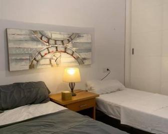 Hostal Sol de Mallorca - 埃尔阿雷纳尔 - 睡房