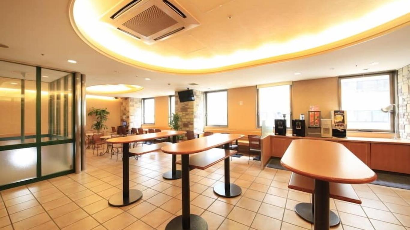 新横滨站前R&B酒店