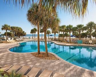 Family Bliss! 2BR Deluxe at Wyndham Ocean Walk, Beachfront, Pools, Lazy River - 代托纳海滩 - 游泳池