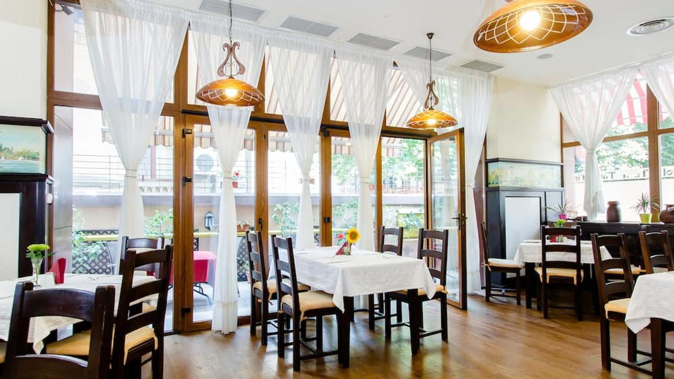 国际布加勒斯特市中心酒店
