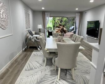 Family size condo with golf court view and trail access - 圣地亚哥 - 餐厅