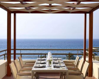 罗得斯阿马图斯海滩酒店 - Ialysos - 阳台