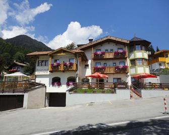 Chalet Campiglio Imperiale - 平佐洛 - 建筑