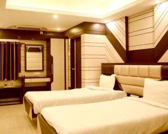 Dhanbad Suite Room 1 - 丹巴德 - 睡房