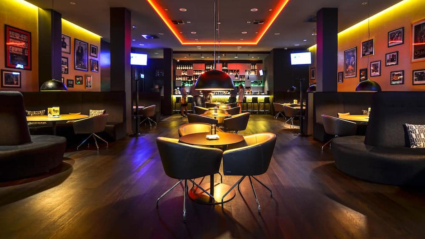 罗兹希尔顿逸林酒店