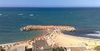 特麗耶內飯店 - 阿尔及尔 - 海滩