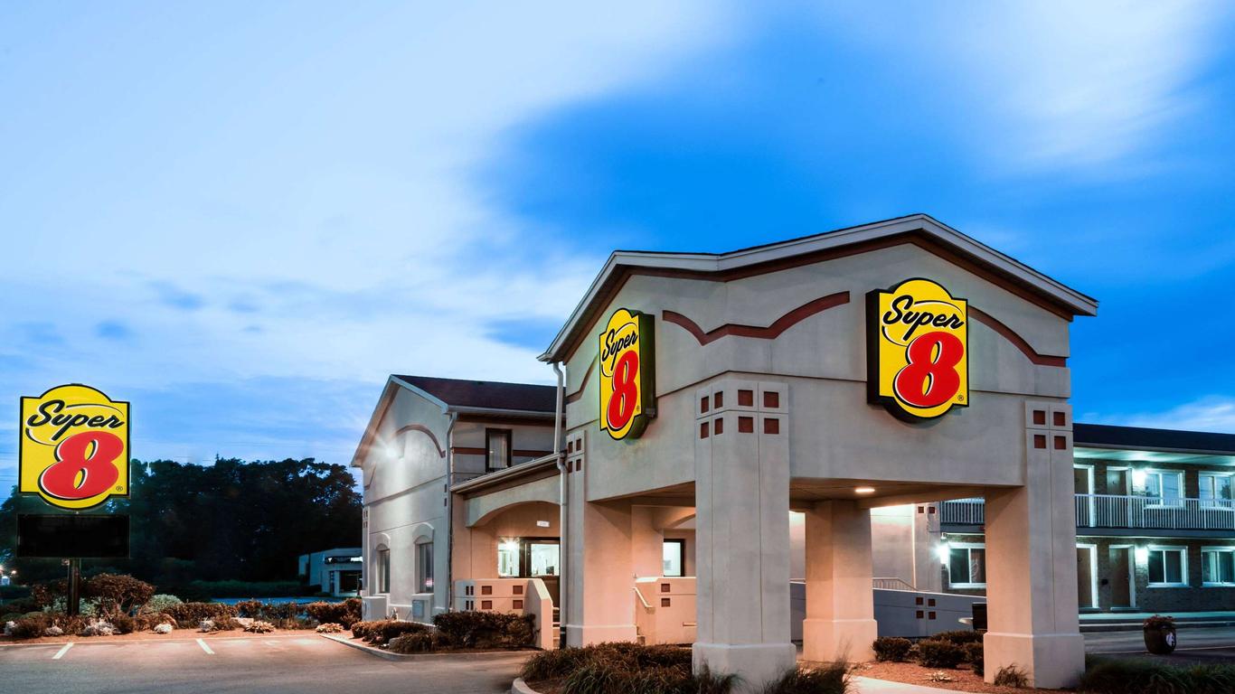 圭尔夫速8酒店