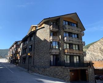 卡尼洛里巴格洛萨 3000 公寓酒店 - 卡尼略 - 建筑