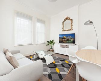 Stunning Sydney Home 1 - 悉尼 - 客厅