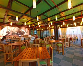 蘭卡威珍南納迪亞斯飯店 - 兰卡威 - 餐馆