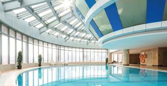上海海神诺富特大酒店 - 上海 - 游泳池