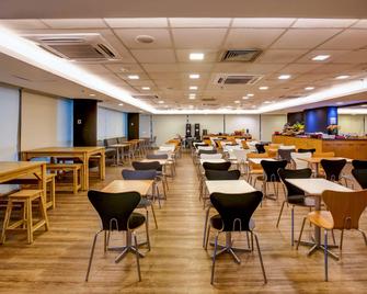 里约热内卢桑托斯杜蒙特宜必思酒店 - 里约热内卢 - 餐馆