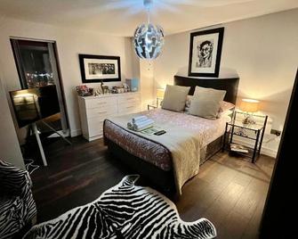 James Clow Bed & Breakfast - 贝尔法斯特 - 睡房