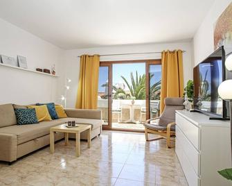 Sand Club Apartment 202 - 圣米格尔德阿沃纳 - 客厅