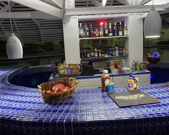 1 bedroom Penthouse Suite 63 at Mystic Ridge Resort - 欧丘里欧 - 餐馆
