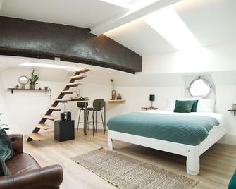 Bright & Spacious Studio @ Eco Houseboat! - 阿姆斯特丹 - 睡房