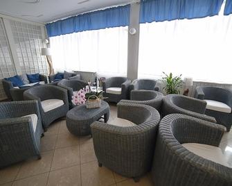 罗莎别墅酒店 - 东塞斯特里 - 休息厅