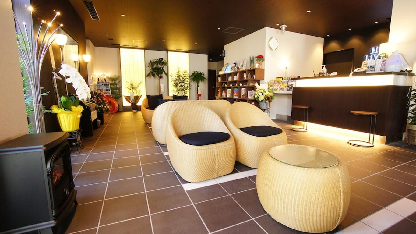 金泽站前 Livemax 酒店