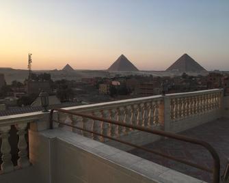 金字塔汽车旅馆 - 开罗 - 阳台