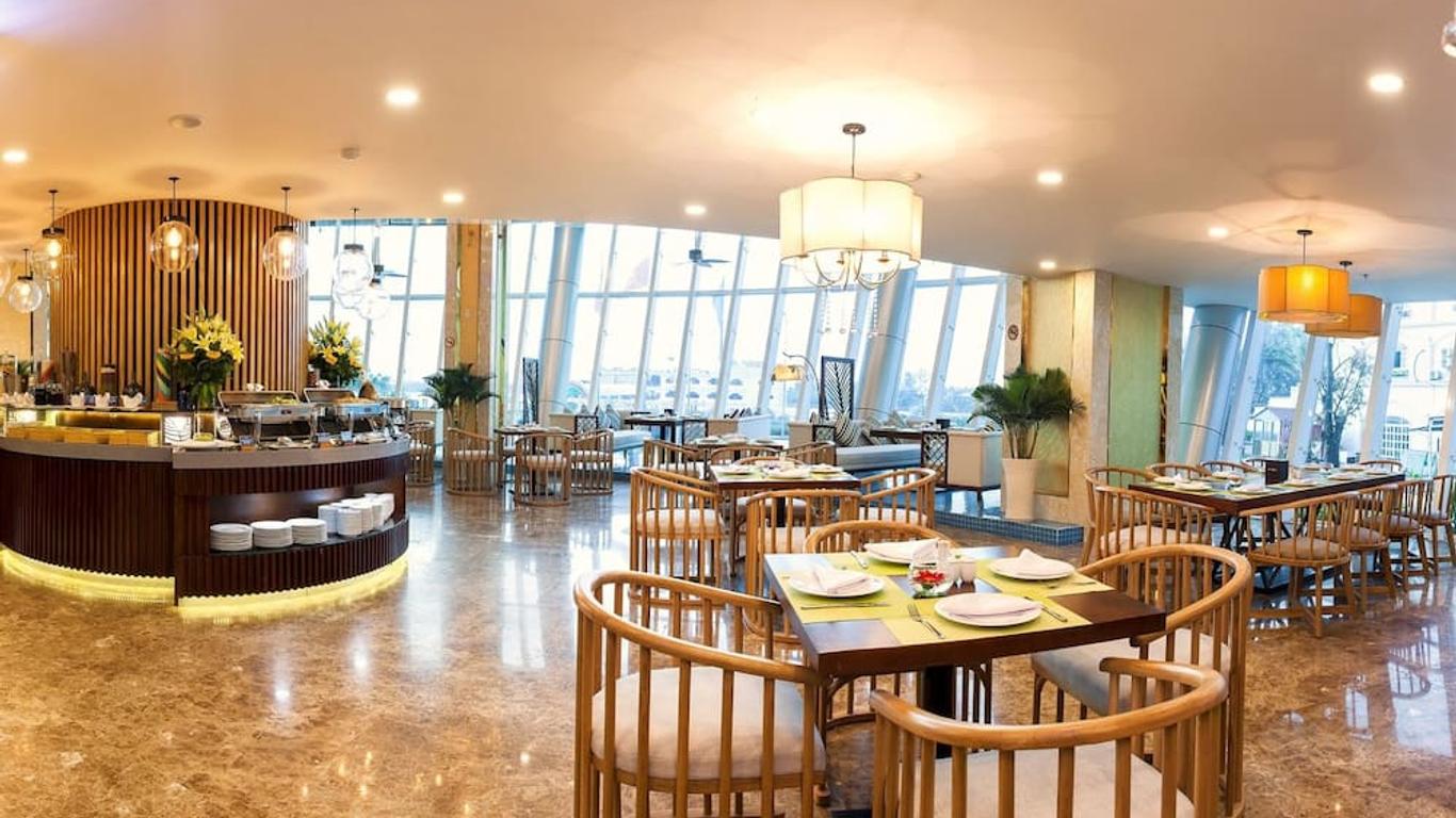 宁侨河滨酒店