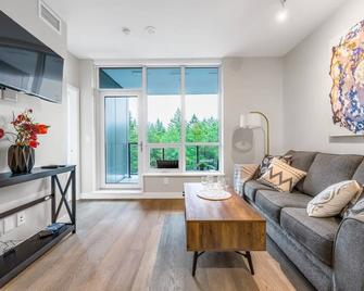 Modern Comfort At Ubc: 1br Condo Near Campus - 温哥华 - 客厅