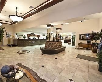 Fantastic Hotel! 2 Amazing Units and Pool. - 基林 - 大厅