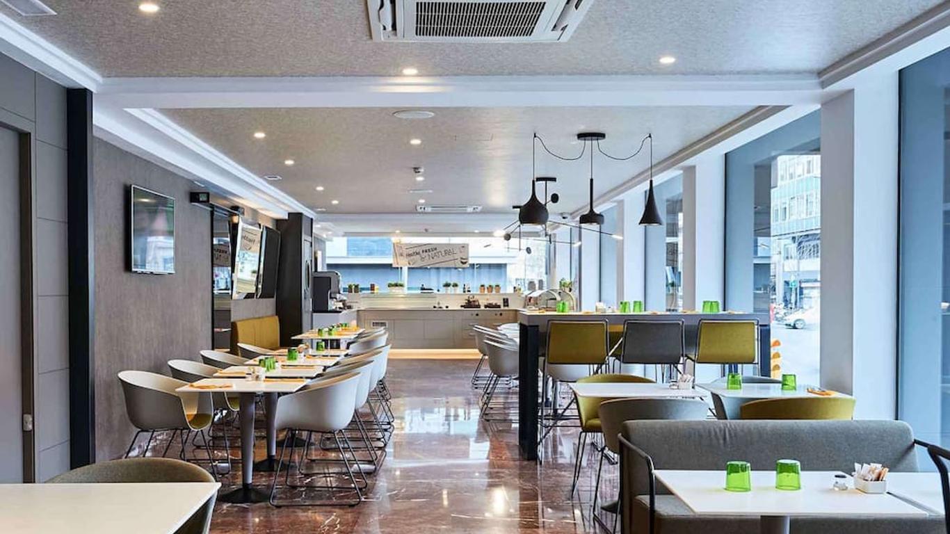 巴塞罗那亚伯达美居酒店