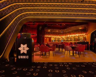 舒斯基公寓酒店 - 恩坎普 - 酒吧