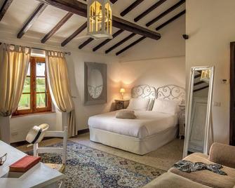B&B Borgovera Deluxe Room for 4 people - 曼恰诺 - 睡房