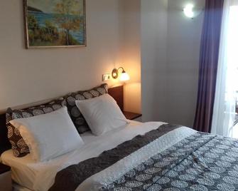 Hotel Diamanti - 索佐波尔 - 睡房