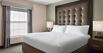 巴尔的摩–华盛顿国际机场希尔顿惠庭套房酒店 - 林夕昆高地 - 睡房