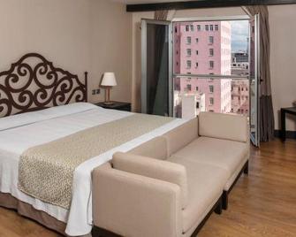 伊贝罗斯塔中央公园酒店 - 哈瓦那 - 睡房