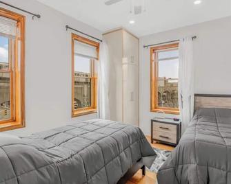 Brand New 3 Bedroom, 2 Full Bath in Queens, NY - 皇后区 - 睡房