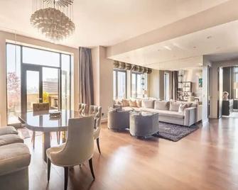 Luxury condo with spectacular view of Manhattan skyline - 纽约