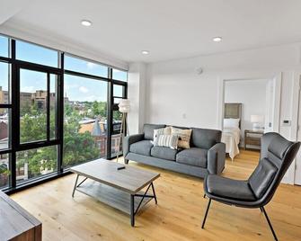 Contemporary | Downtown | Views | Luxury - 华盛顿 - 客厅