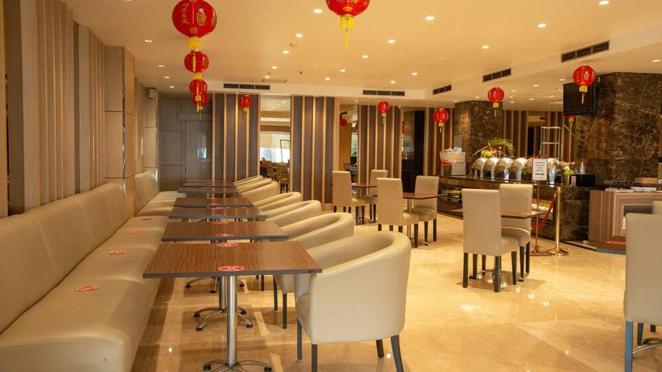 奥乍得因杜斯里酒店