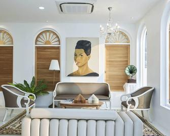 Arpo Pool Villa Riverside Bangkok - 曼谷 - 大厅