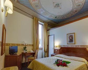 佛罗伦萨亚利桑那酒店 - 佛罗伦萨 - 睡房