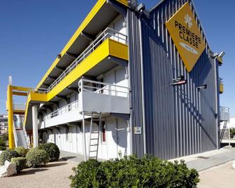马赛维托昂若里普瑞米尔经典酒店 - 维特罗勒 - 建筑