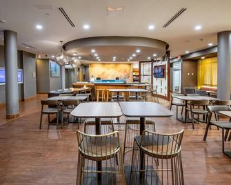 巴吞鲁日冈萨雷斯春季山丘套房酒店 - 冈萨雷斯 - 餐馆