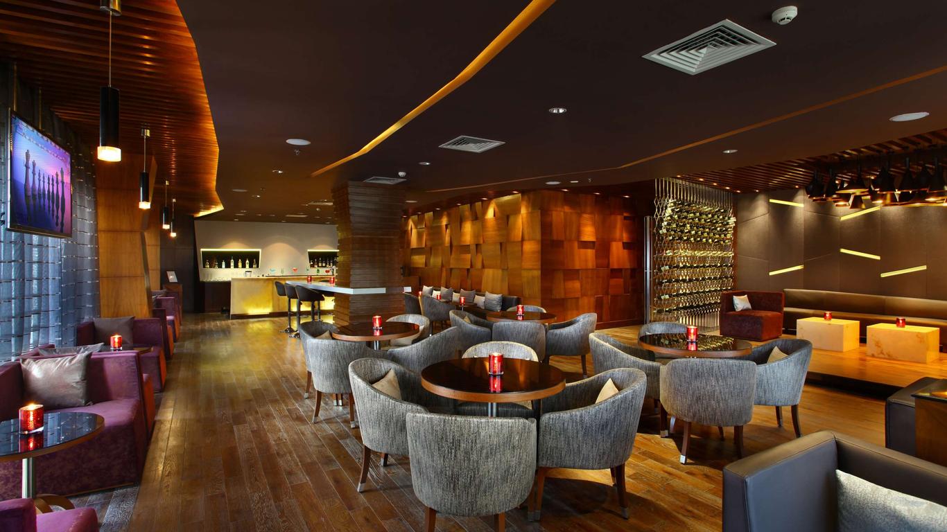 新德里沙赫德拉公园广场酒店