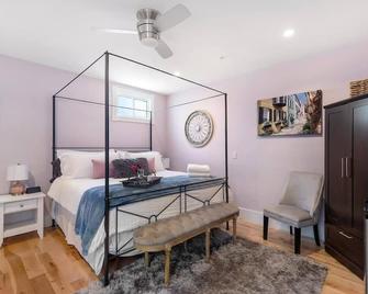 Luxurious King Suite With New Heated Pool - 查尔斯顿 - 睡房