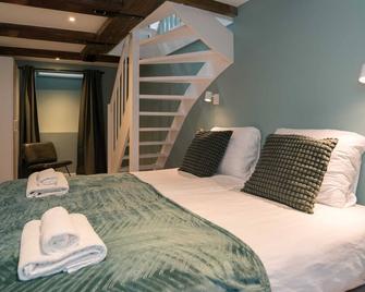 1001 Nights Boutique Lofts - 哈莱姆 - 睡房
