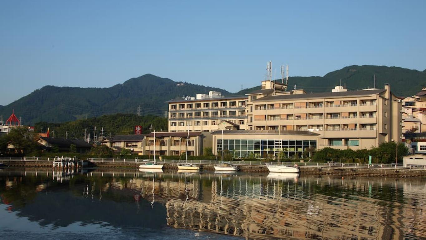 琵琶湖绿水亭酒店
