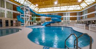 桑德​​灣維多利亞酒店及會議中心 - 桑德贝 - 游泳池