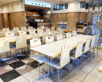 大阪堺东站东横inn酒店 - 堺市 - 餐馆