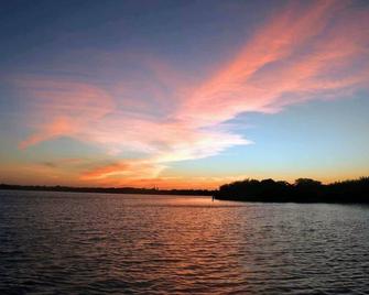 Private Island, Fl Keys Entire Island, Cypress Home, A/C, Boat, Dock, Beach - 马拉松 - 户外景观